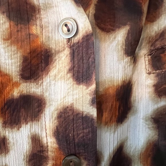Jones New York Brown Leopard Print Sheer Long-Sleeve Button-Up Blouse! - Picture 3 of 6